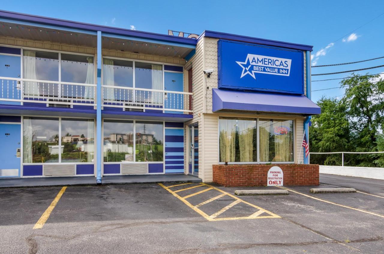 Americas Best Value Inn Уитвил Екстериор снимка