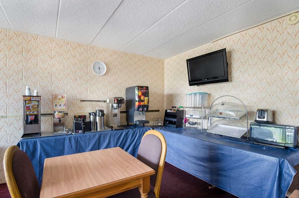 Americas Best Value Inn Уитвил Ресторант снимка